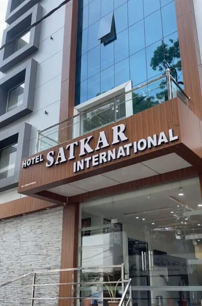 hotel satkar international