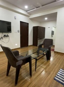 hotel satkar international