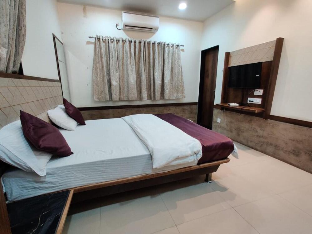 hotel shiva punjab malegaon