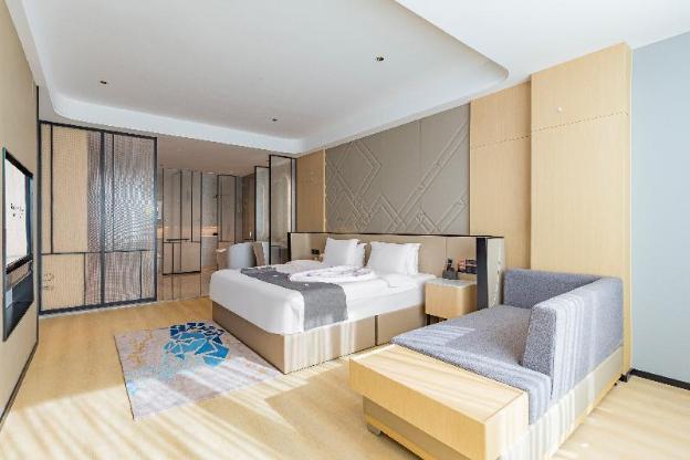 fuji international hotel zhangbei qingming street