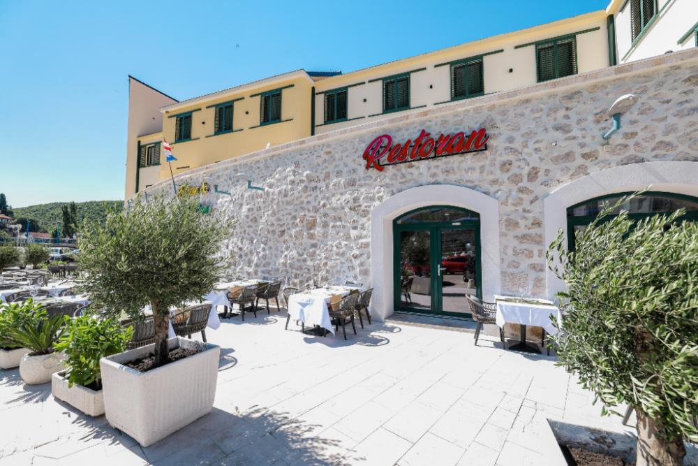 hotel kanjon zrmanje