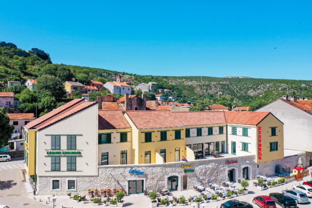 hotel kanjon zrmanje