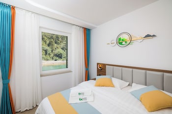 hotel kanjon zrmanje