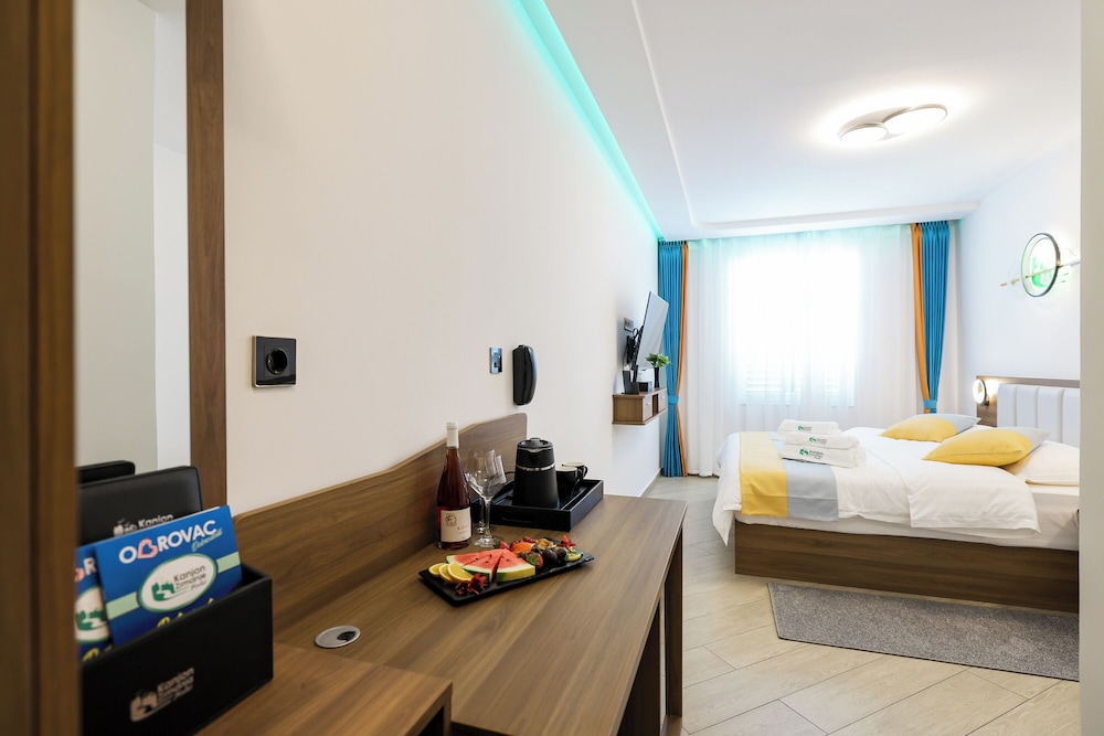 hotel kanjon zrmanje