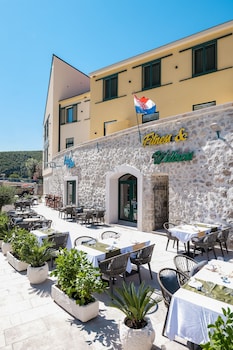 hotel kanjon zrmanje