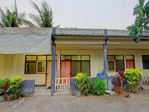 spot on 92882 penginapan 3 bersaudara