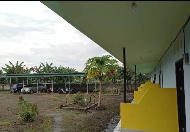 spot on 92882 penginapan 3 bersaudara