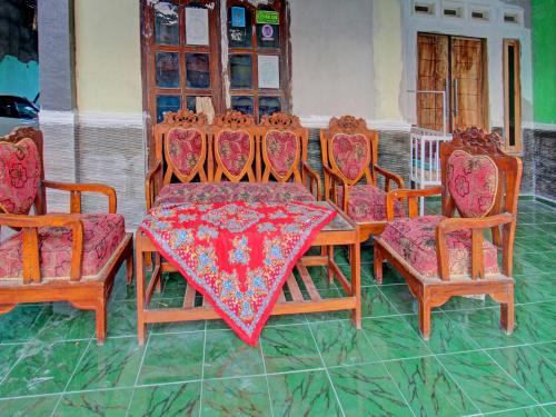 spot on 92882 penginapan 3 bersaudara