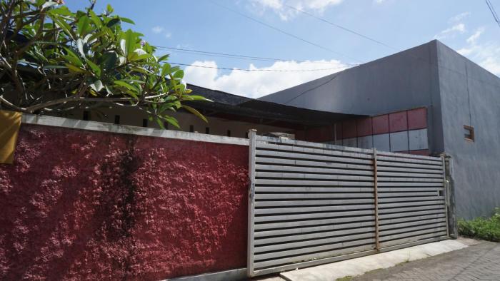 spot on 92860 hunian 99