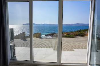 ni marin hotel