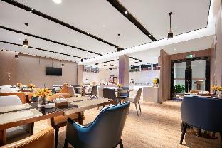 echarm hotel jingzhou honghu long street