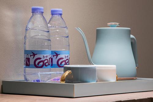 echarm hotel jingzhou honghu long street