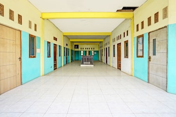 spot on 93037 nova jaya homestay syariah