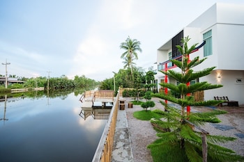 Yunoya Riverside Villa,Thailand>>Samut Songkhram,3 star