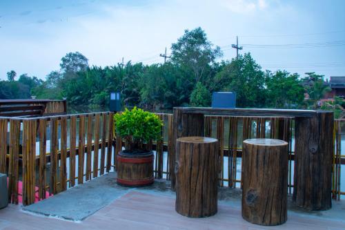 yunoya riverside villa