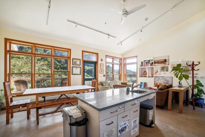 limantour lodge