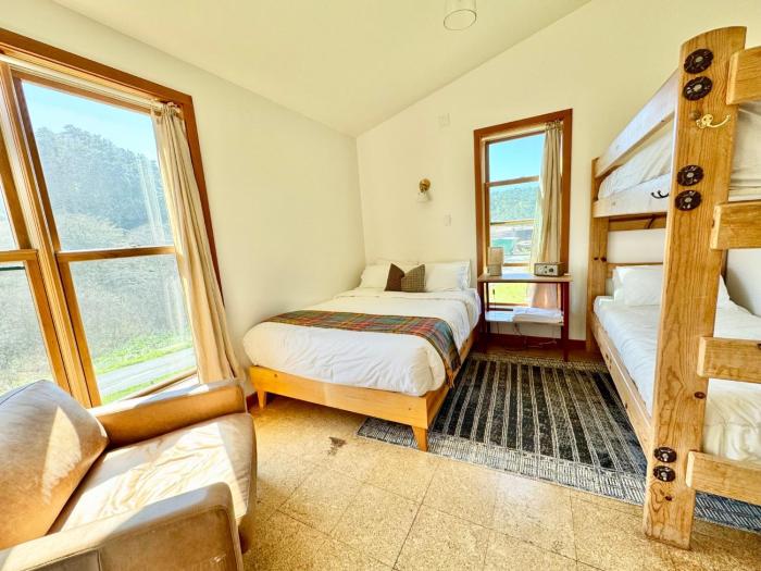 limantour lodge