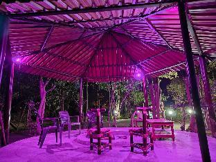natures lap resort
