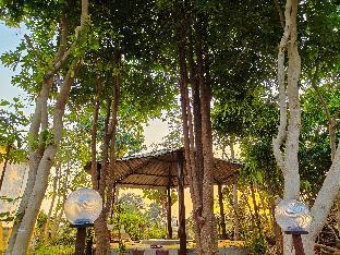 natures lap resort