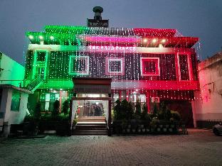 The Rai’S Palace - Hotel And Banquet,India>>Mau,3 star