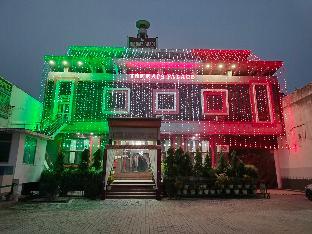 The Rai’S Palace - Hotel And Banquet,India>>Mau,3 star