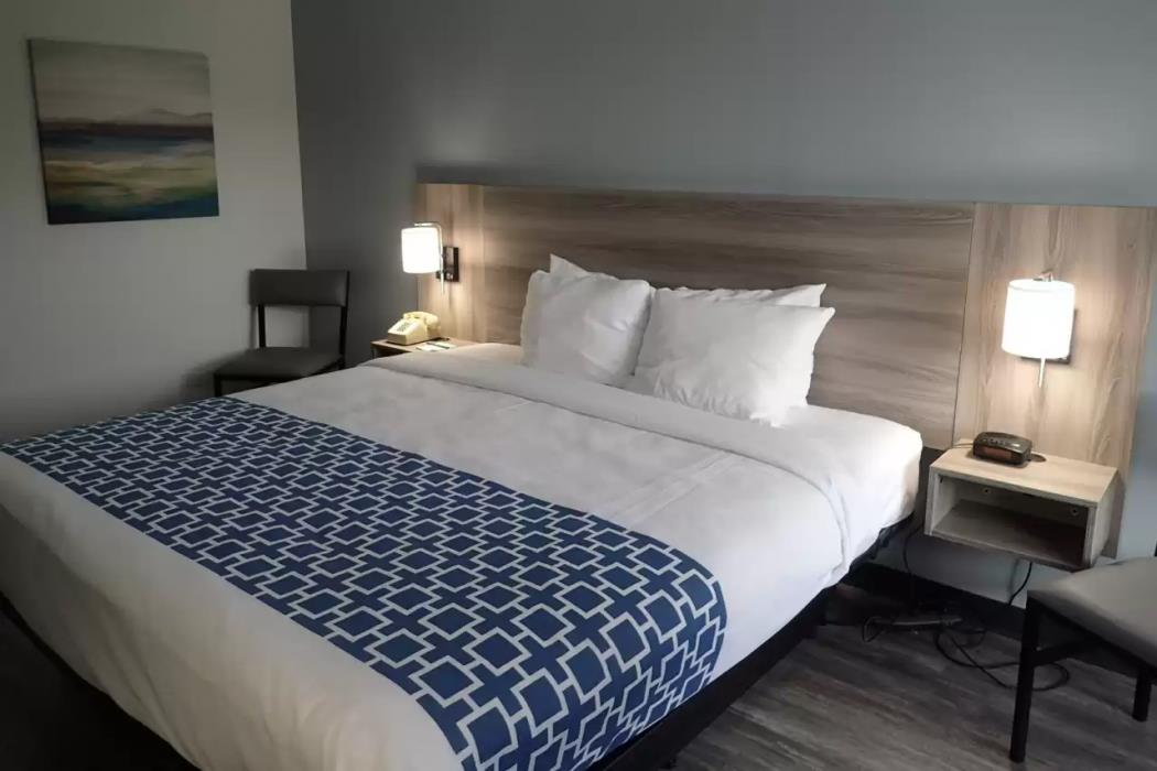 suburban studios tysons corner