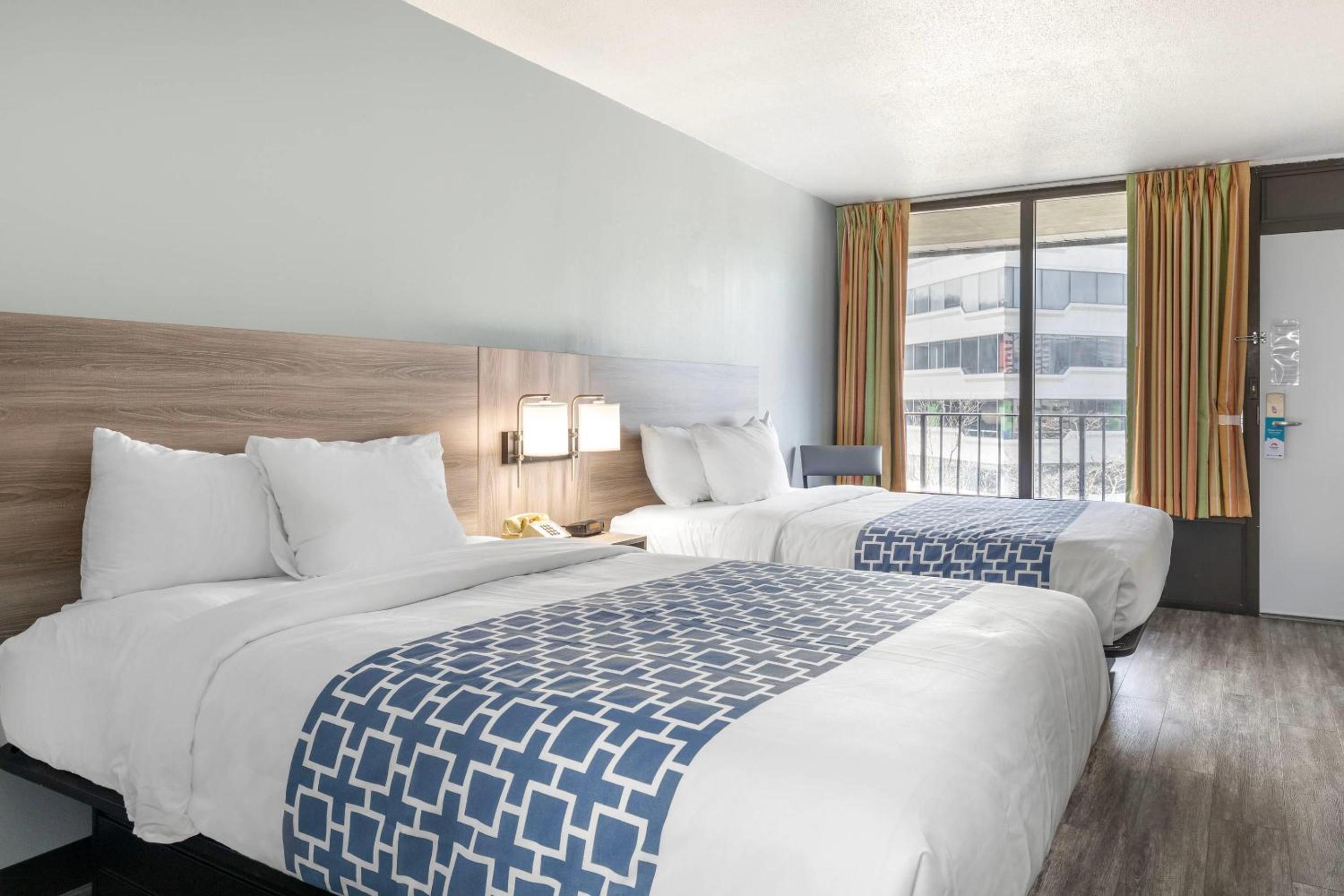 suburban studios tysons corner