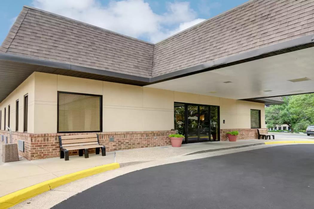 suburban studios tysons corner