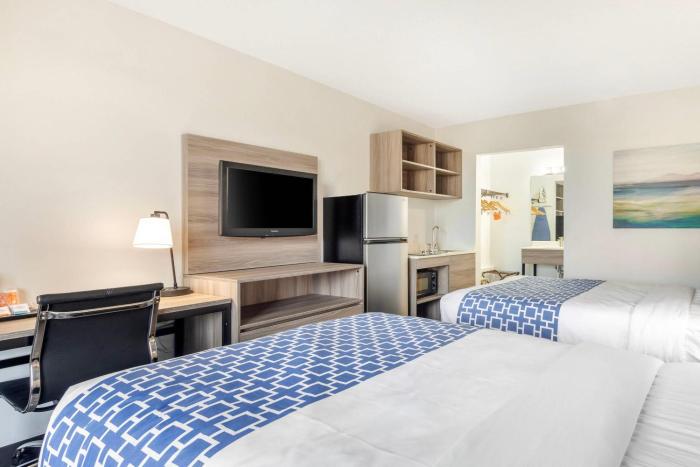 suburban studios tysons corner