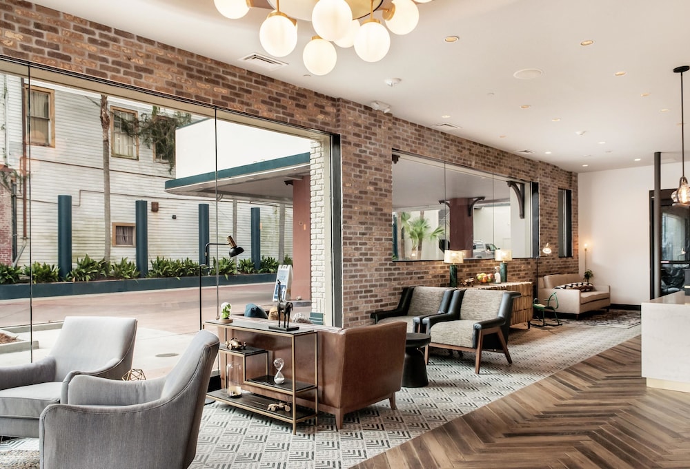 st charles coach house ascend hotel collection