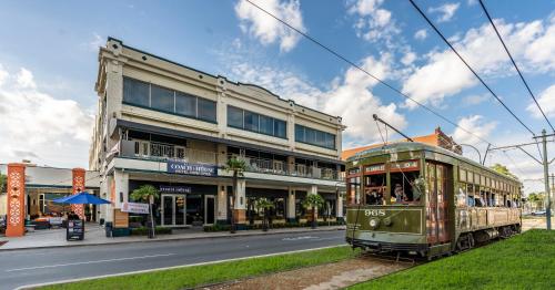 st charles coach house ascend hotel collection