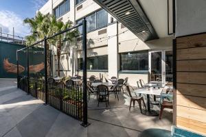 st charles coach house ascend hotel collection