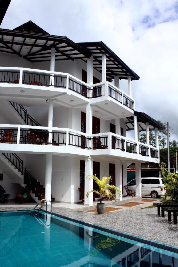 teya beach hotel