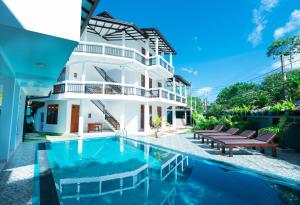 teya beach hotel