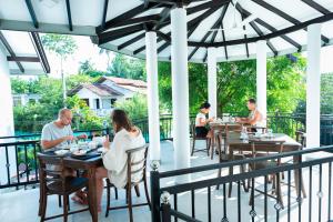 teya beach hotel