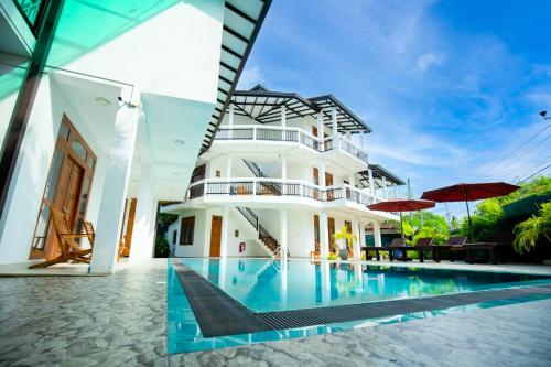 teya beach hotel