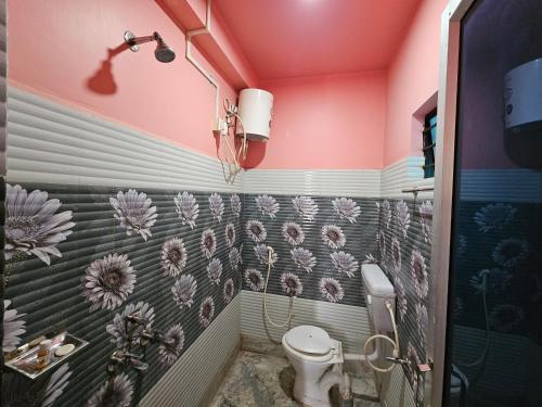 raja hotel and lodge