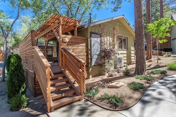 tahquitz pines retreat