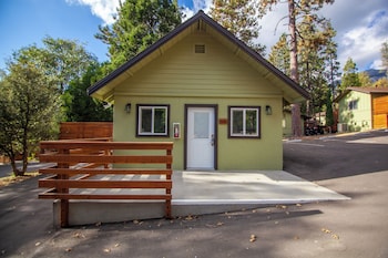 tahquitz pines retreat