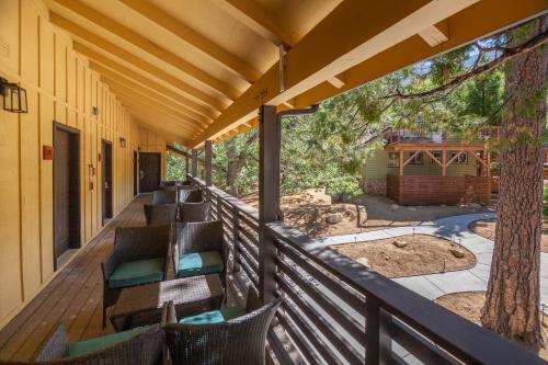 tahquitz pines retreat
