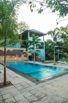 villa rumassala luxury chalets