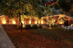 villa rumassala luxury chalets