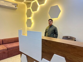 Hotel Govardhan Inn,India>>Mathura,3 star