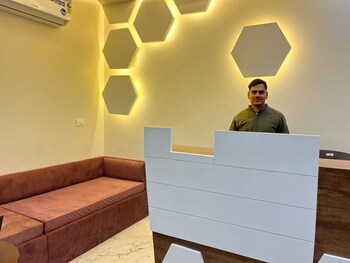 Hotel Govardhan Inn,India>>Mathura,3 star