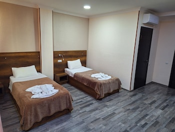 hotel georgian memory