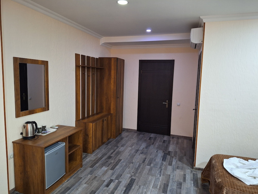 hotel georgian memory