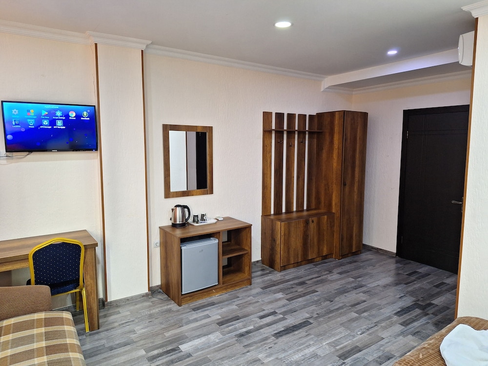 hotel georgian memory