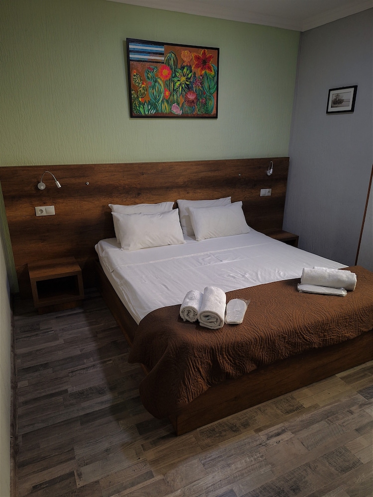 hotel georgian memory