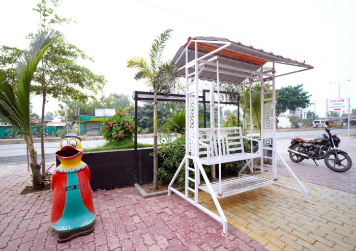 hotel aarti celebration