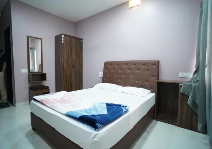 hotel aarti celebration